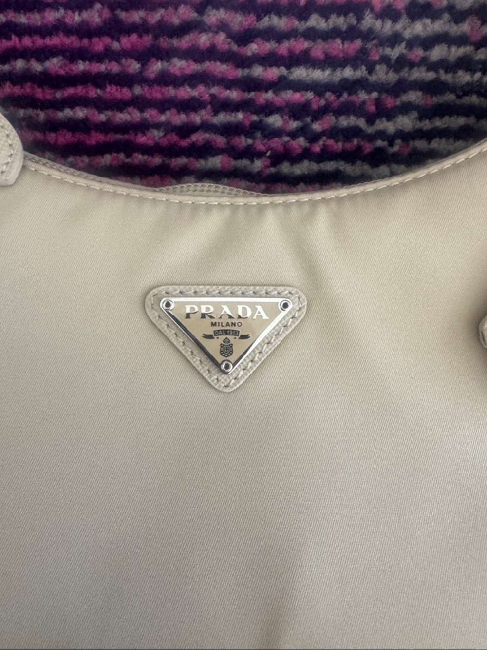 Prada Beige Nylon Shoulder Bag with Leather Tag- re-edition 2000 - Picture 2 of 9